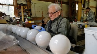 Various photos of the restoration of the fountain