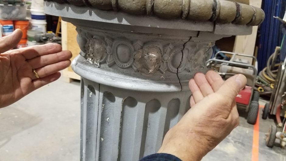 Various photos of the restoration of the fountain